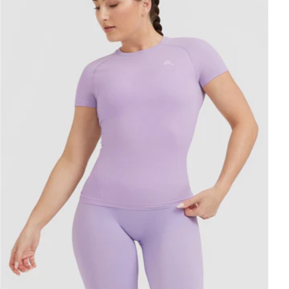 Go To Seamless Fitted Top